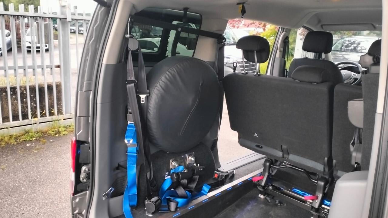 Nissan NV200 EVALIA 1.5 DCI TRASPORTO DISABILI CON PEDANA 7 POSTI