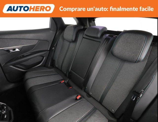 PEUGEOT 3008 PureTech Turbo 130 S&S Allure Pack