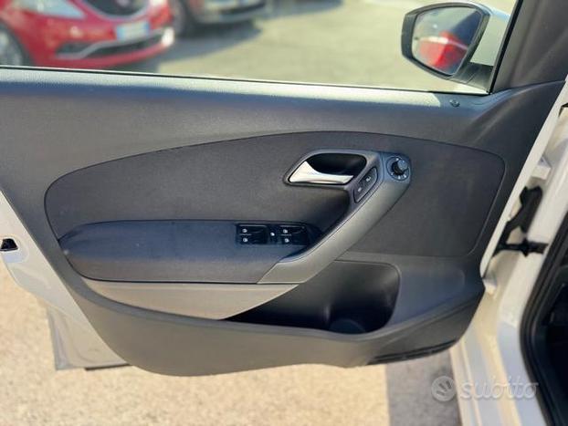 VOLKSWAGEN Polo 1.6 TDI 90CV DPF 5 porte Highlin