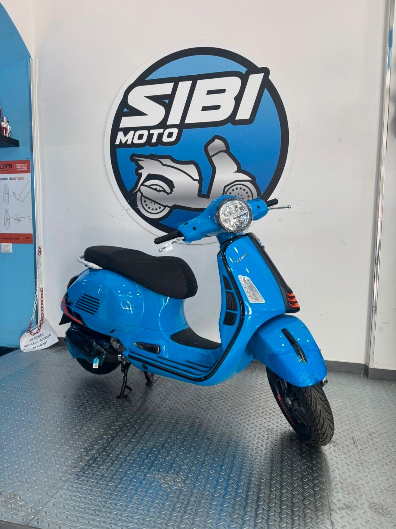 Piaggio Vespa 310 GTS SUPER