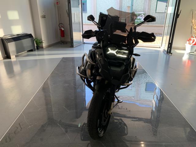 BMW R 1250 GS TRIPLE BLACK