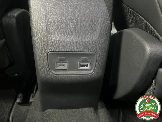 PEUGEOT 2008 Hybrid 136CV e-DCS6 GT