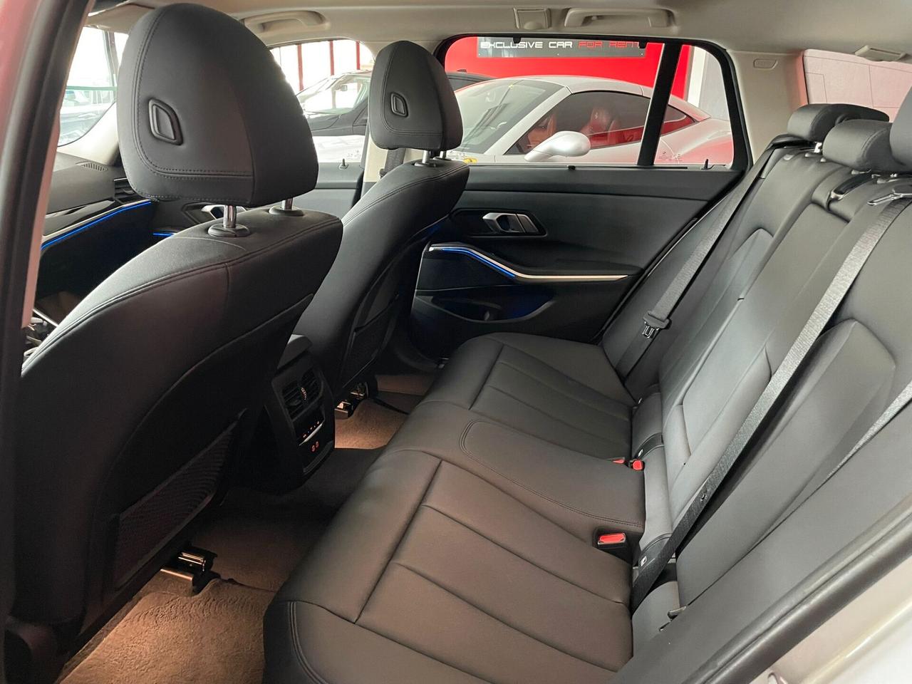 BMW 318d TOURING SPORT *PACK LUCI-TETTO*