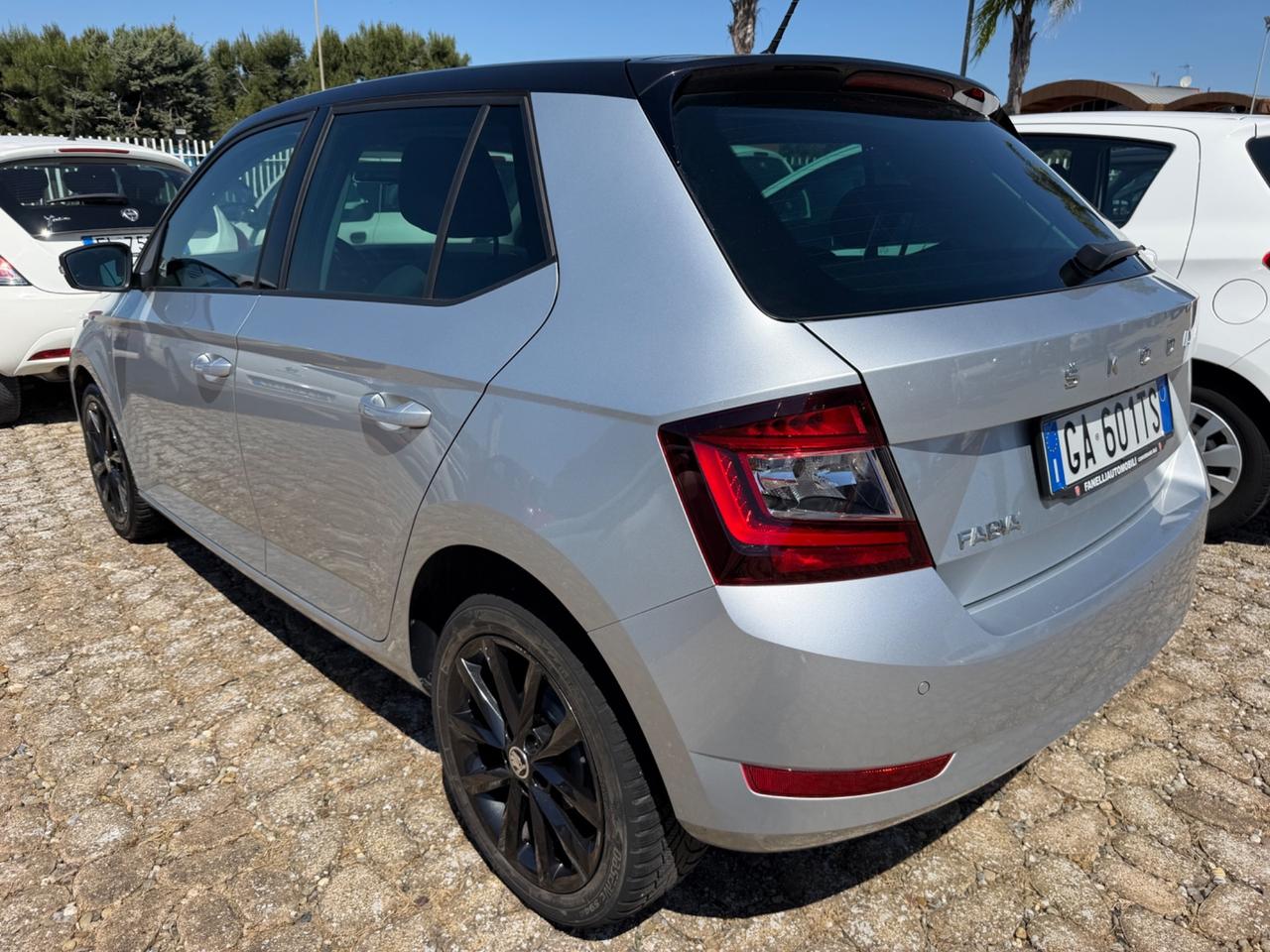 Skoda Fabia 1.0 MPI 60 CV Twin Color Argento