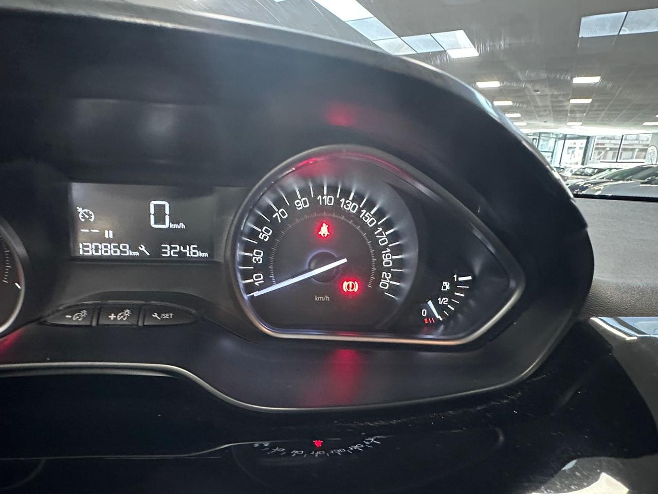Peugeot 208 PureTech 82 5p. GPL Allure Ok Neopatentati