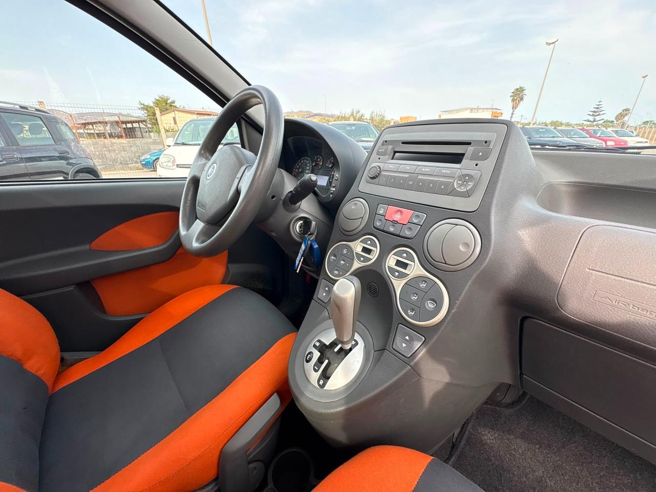 Fiat Panda 1.2 CAMBIO AUTOMATICO TETTO PANORAMICO