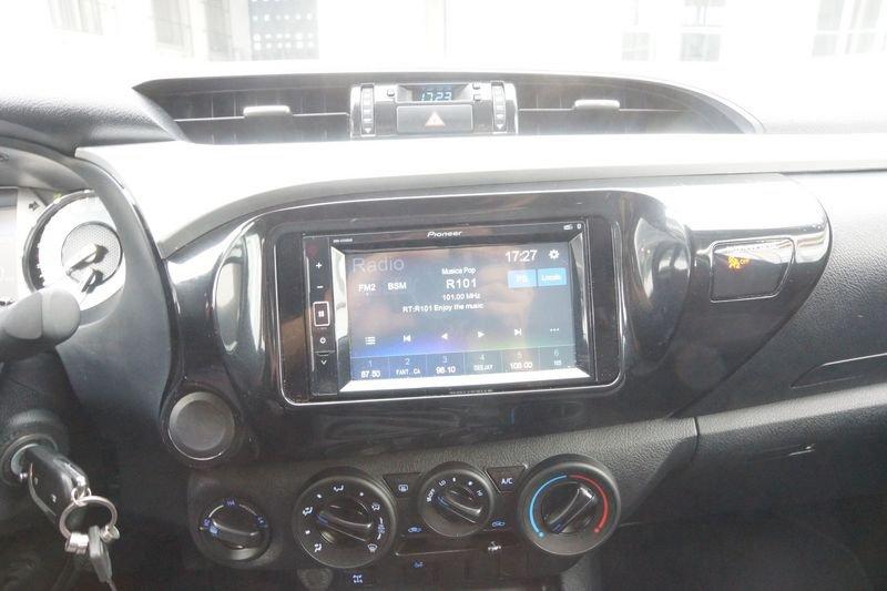Toyota Hilux Hilux 2.4 D-4D 4WD 4 porte Double Cab Comfort N1