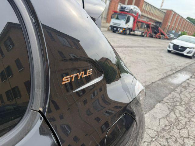 PEUGEOT 208 Hybrid 110 e-DCS6 Style