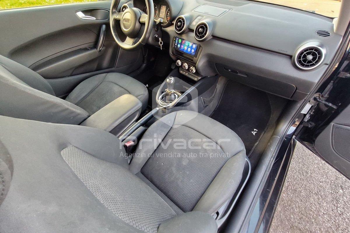 AUDI A1 1.6 TDI 105 CV Attraction