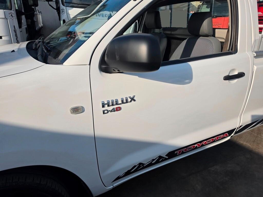 Toyota Hilux 2.5 D-4D 2WD 2p. Pick-up