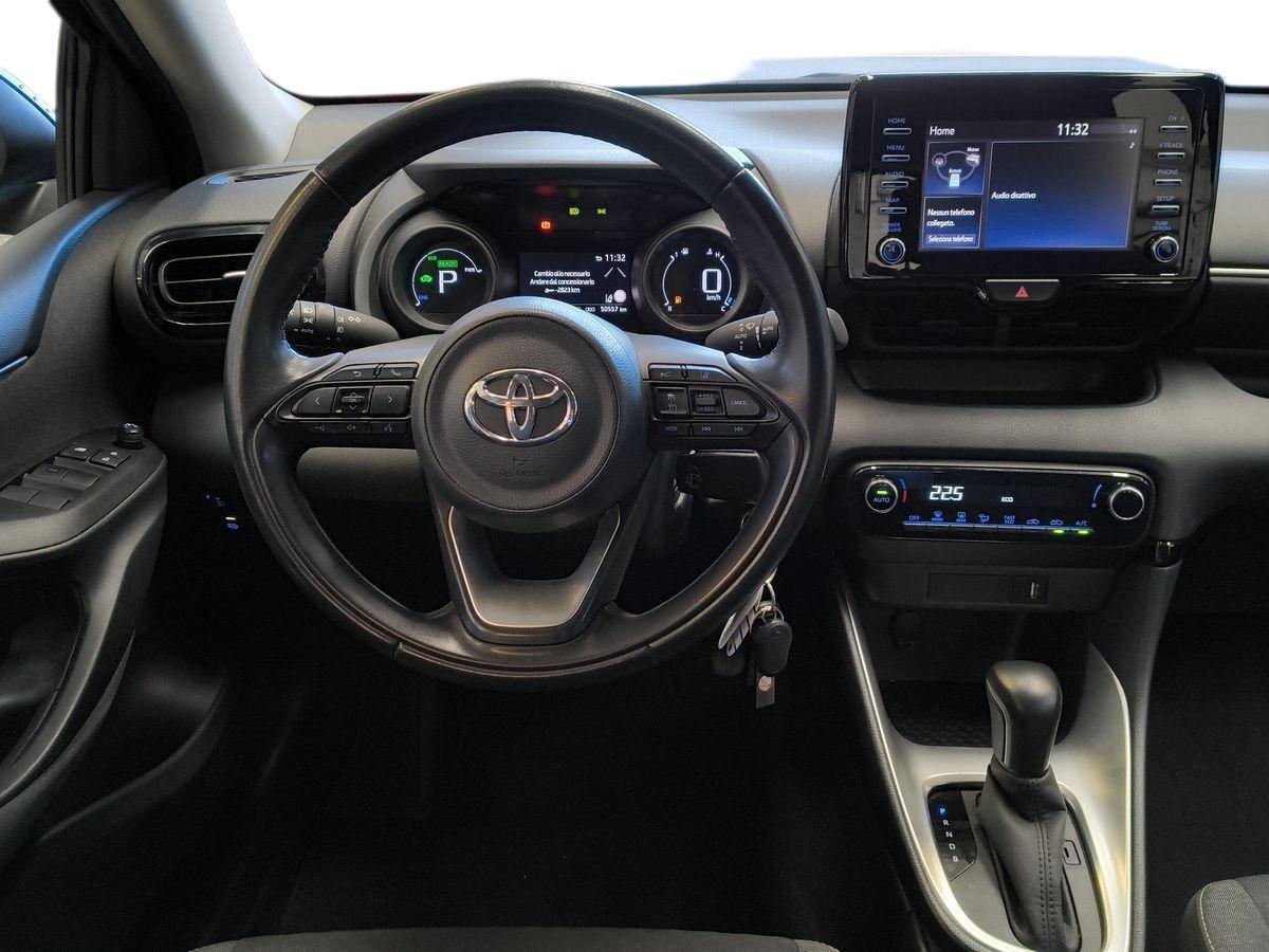 TOYOTA Yaris 4ª serie - Yaris 1.5 Hybrid 5 porte Trend