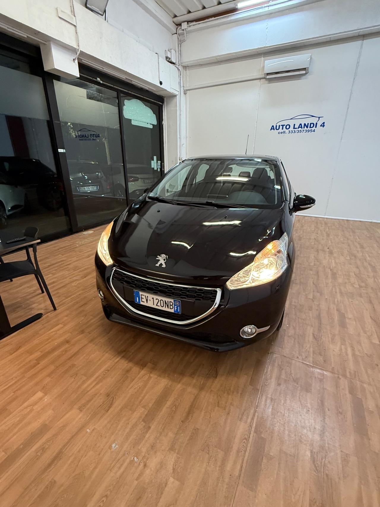 Peugeot 208 1.4 HDi 68 CV 5 porte Access