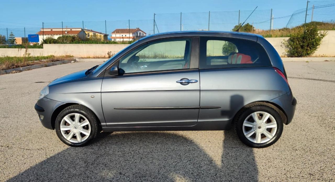 Lancia Ypsilon 1.3 Multijet 16V Platino