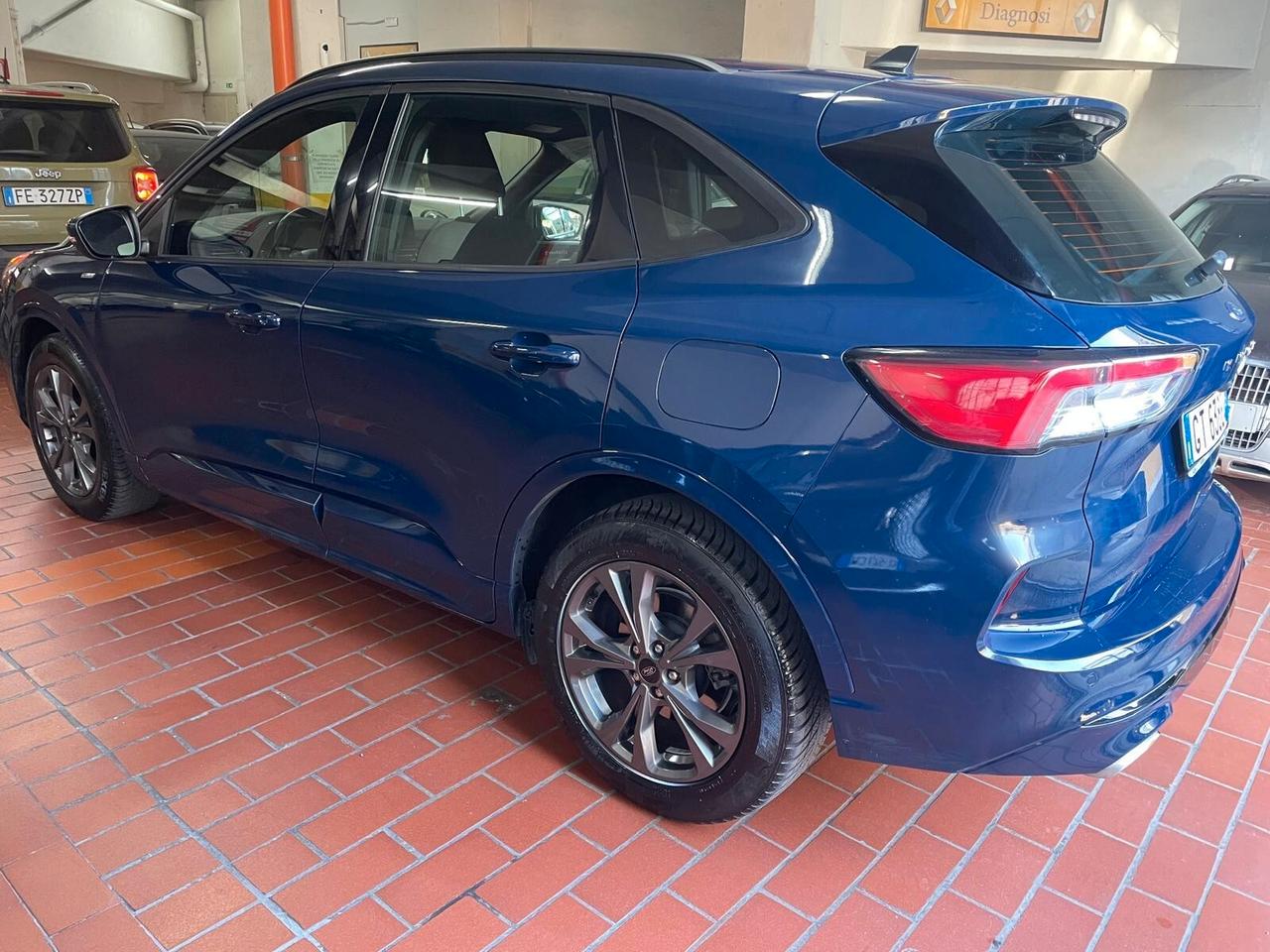 Ford Kuga 2.5 Full Hybrid 190 CV CVT 2WD ST-Line