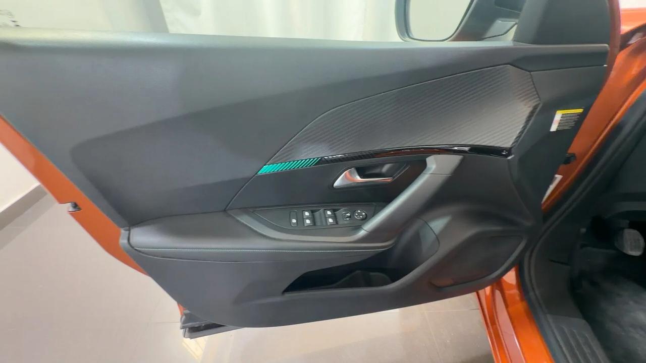 Peugeot 2008 PureTech 100 S&S Allure Pack