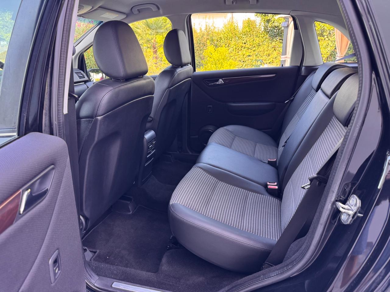 Mercedes-benz B 200 CDI Chrome OK NEOPATENTATI