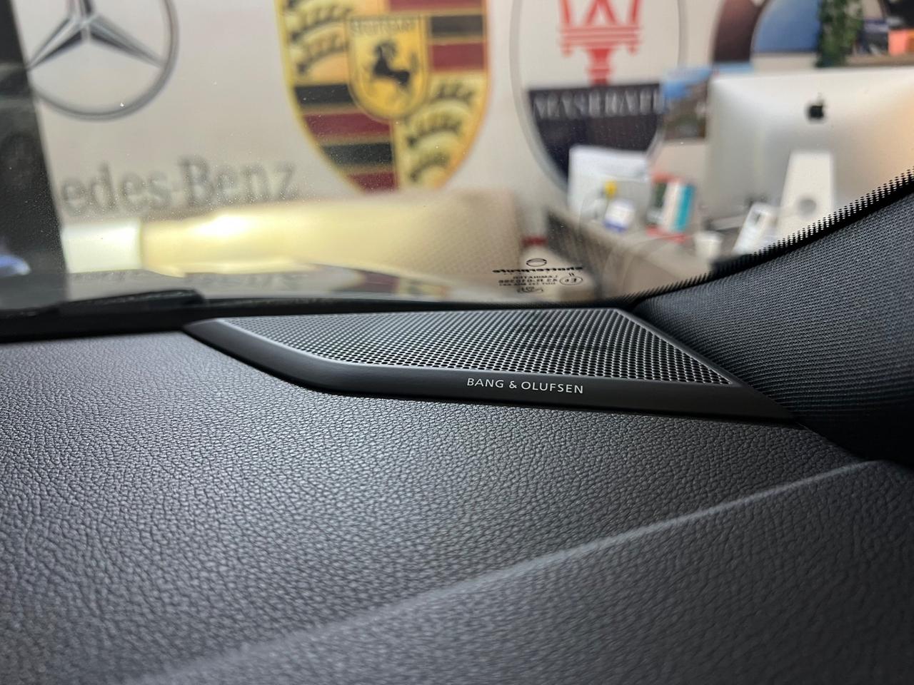 Audi Q3 RS quattro S tronic