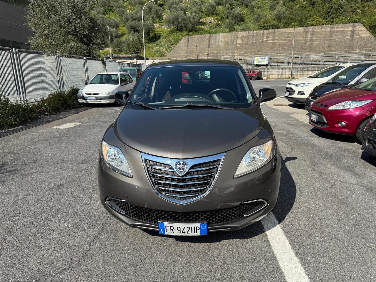 Lancia Ypsilon 0.9 TwinAir 85 CV 5 porte S&S DFN Platinum