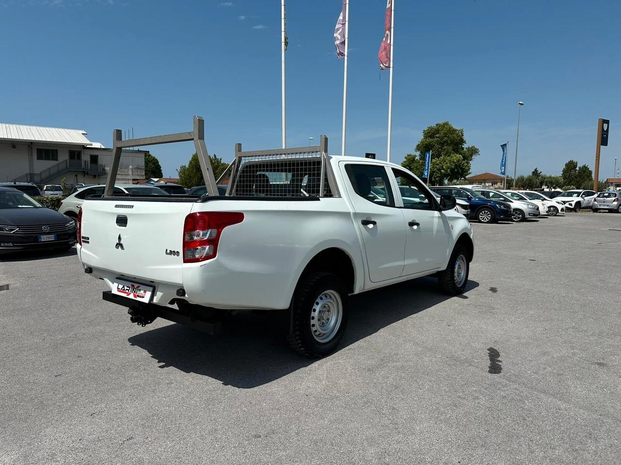 Mitsubishi L200 2.4 DI-D/154CV Double Cab Invite