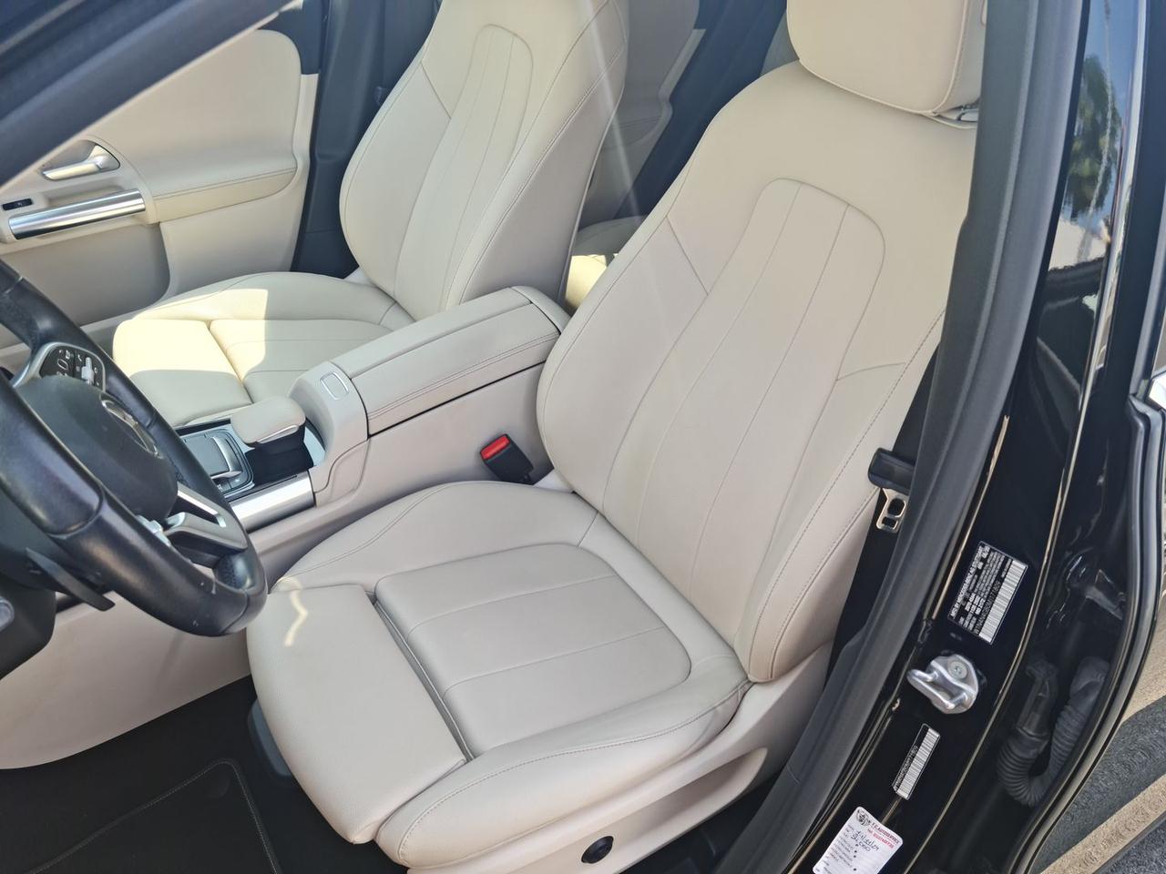 Mercedes-Benz CLA 250 PREMIUM #6265