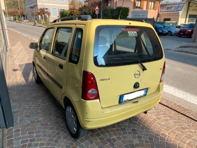 Opel Agila 1.2 16V Comfort