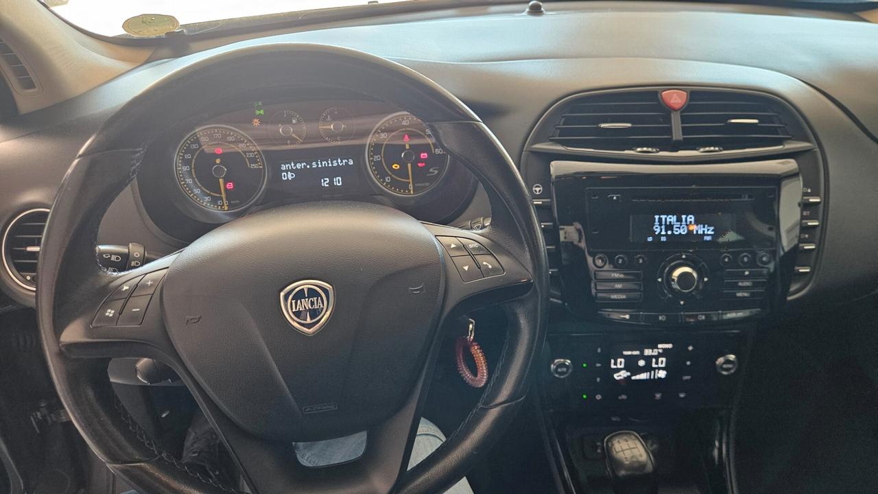 Lancia Delta 1.9 MJT Twinturbo DPF S