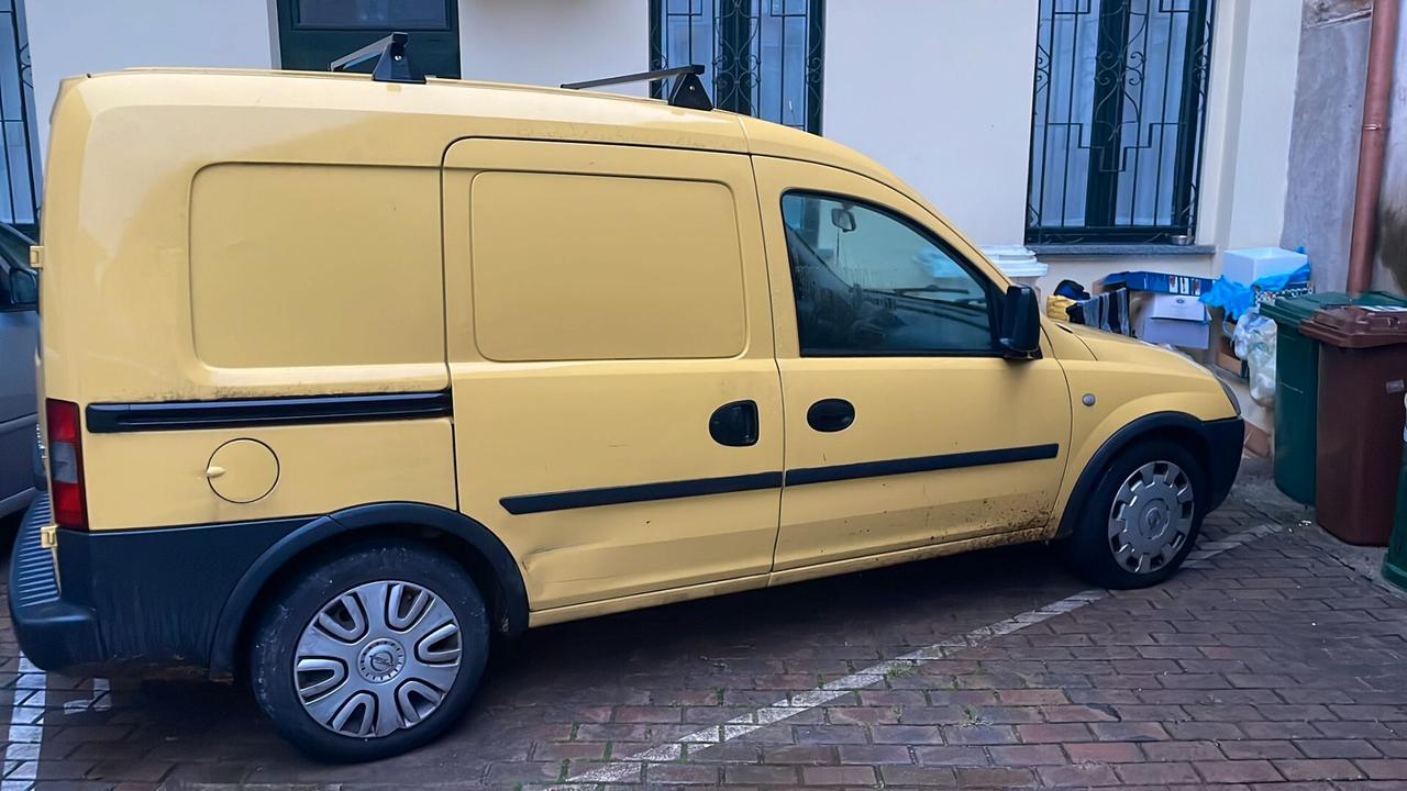 Opel Combo benzina metano