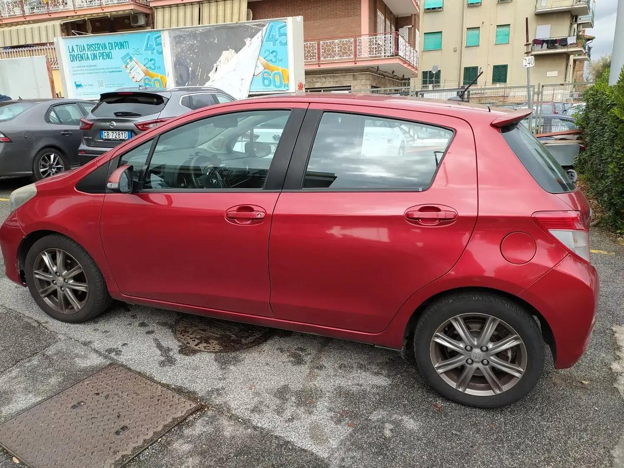 Toyota Yaris 1.3 5 porte Lounge