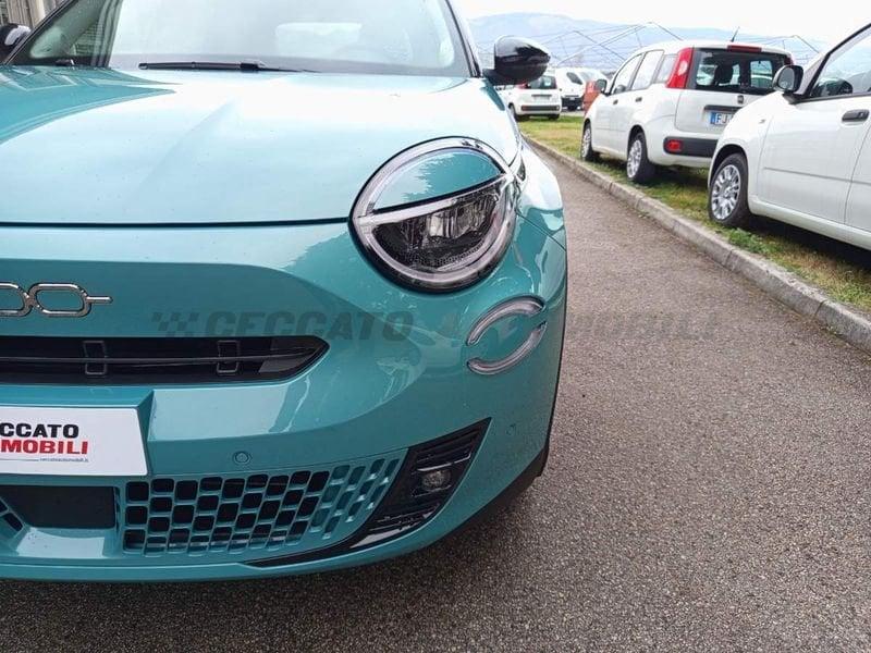 FIAT 600 600 1.2 hybrid La Prima II 110cv auto