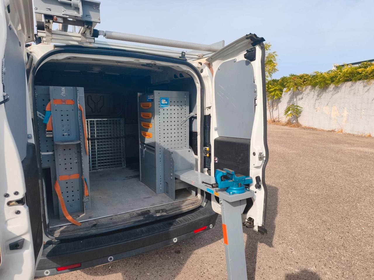 Fiat doblo cargo 1.4 tjet (12 mesi di garanzia) full optional