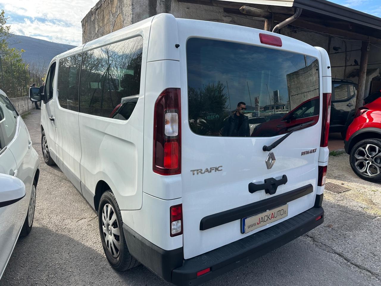 Renault Trafic 2.0 120Cv INTENS 9 POSTI