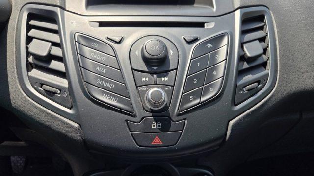 FORD Fiesta 1.2 60CV 5 porte PERMUTE OK NEOPATENTATI