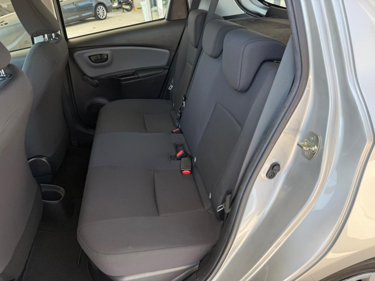 Toyota Yaris 1.5 Hybrid 5 porte Cool