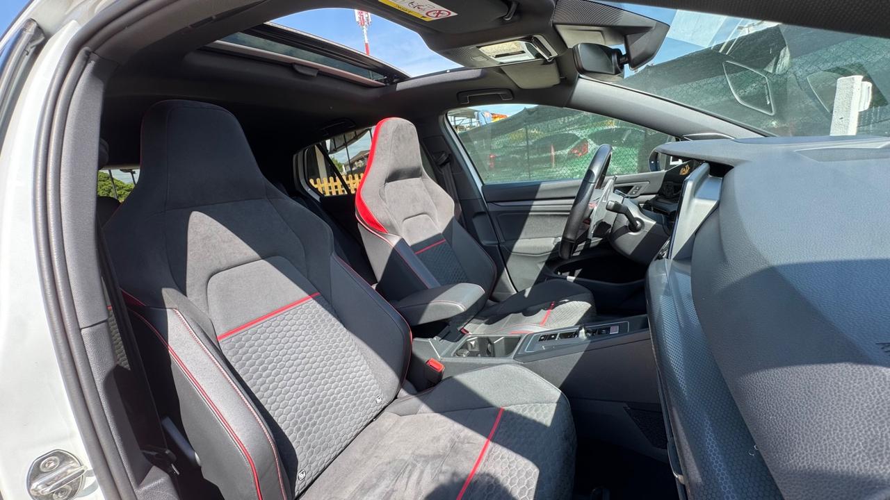 Volkswagen Golf GTI Golf 2.0 TSI GTI DSG Clubsport 45