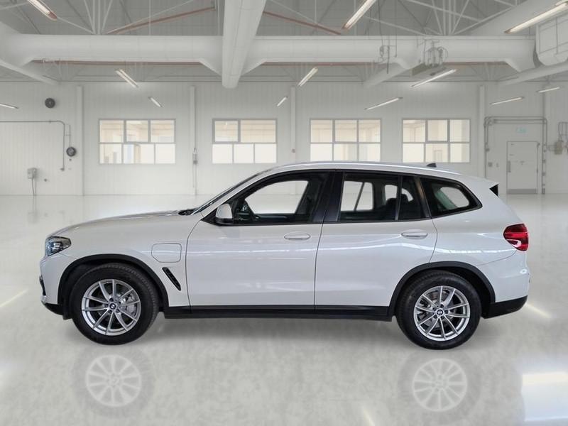 BMW X3 xDrive 30e Business Advantage Autom.