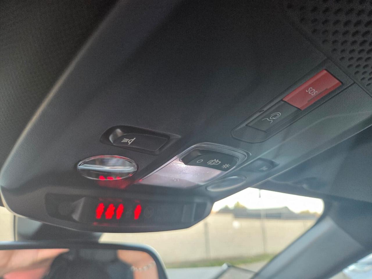 Peugeot 2008 HYBRID ALLURE 145 CV KM/0 NESSUN OBBLIGO FINANZIARIO!!