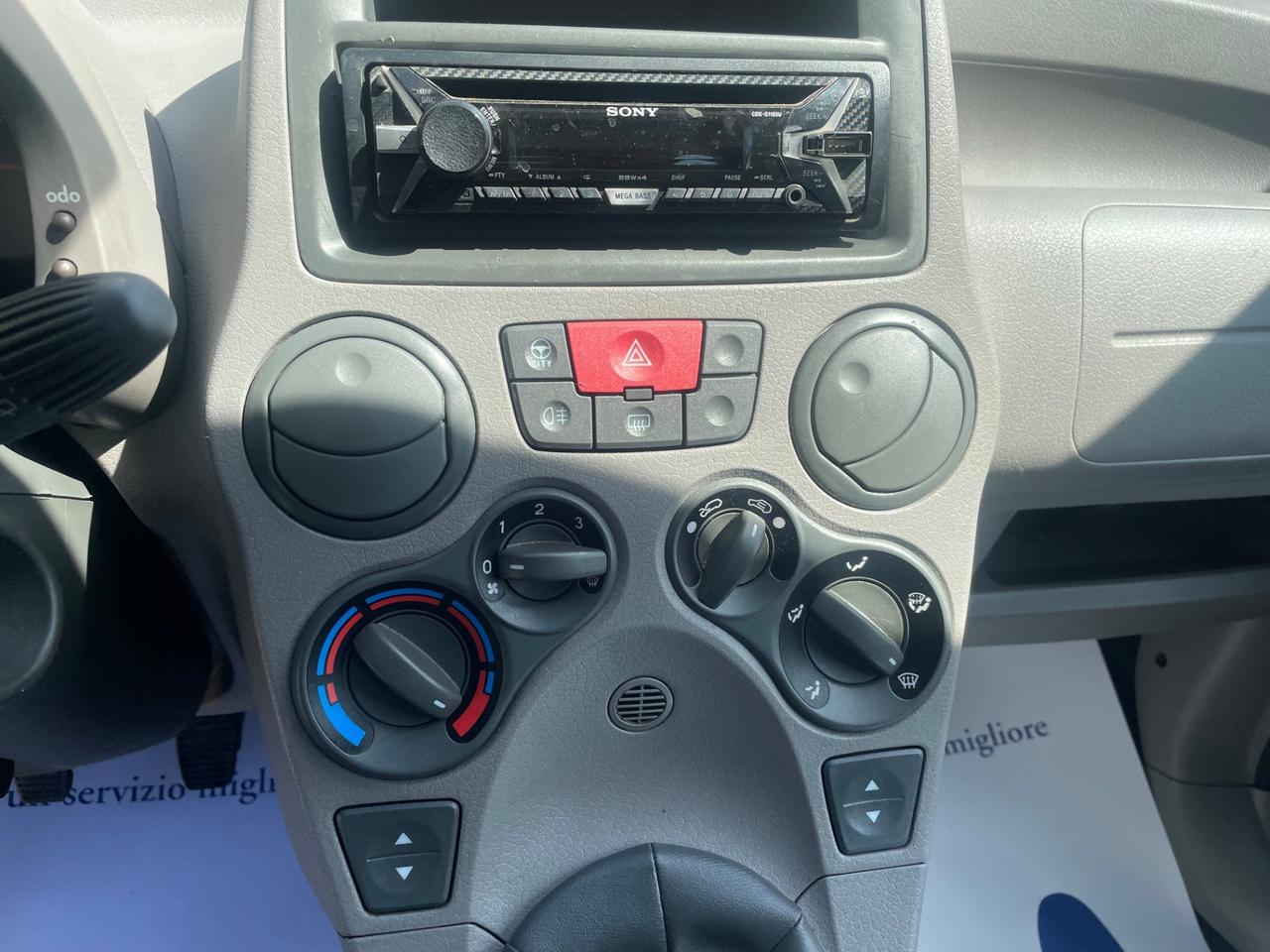Fiat Panda 1.1 Active NEOPATENTATI