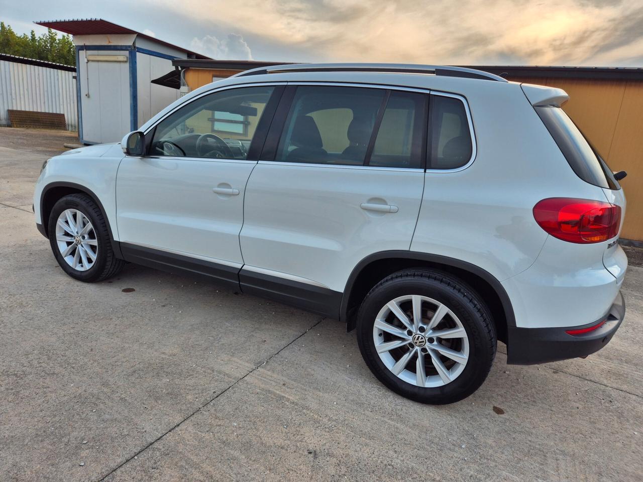 Volkswagen Tiguan 2.0 TDI 110 CV Sport & Style BlueMotion Technology