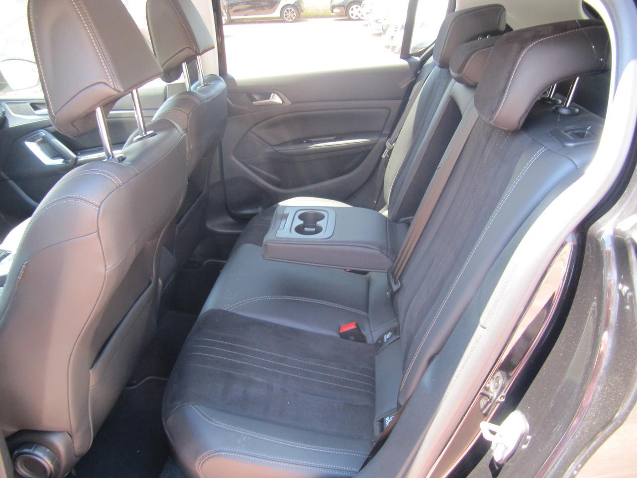 Peugeot 308 BlueHDi 120 S&S Allure