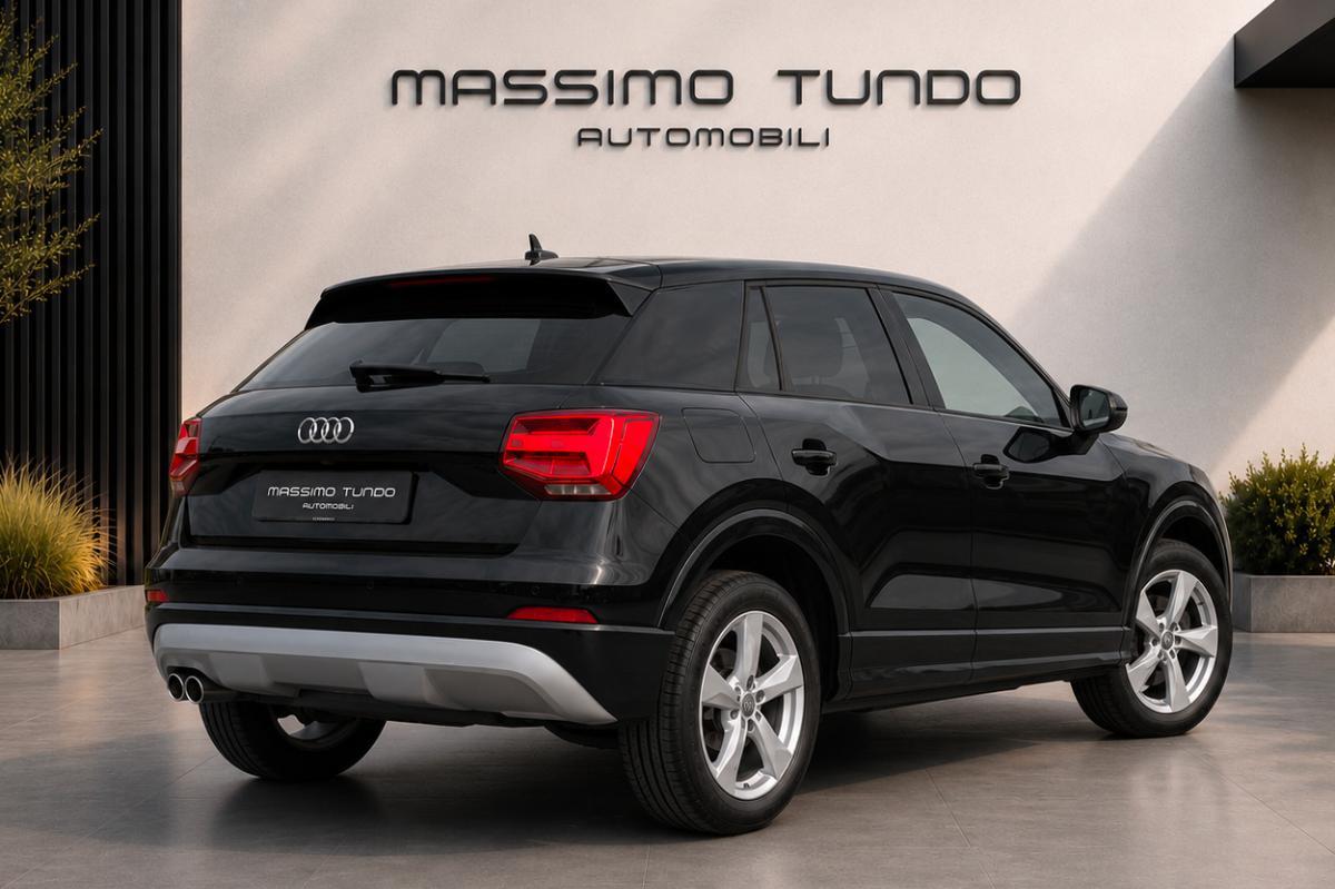 AUDI Q2 35 TFSI S tronic Admired Advanced