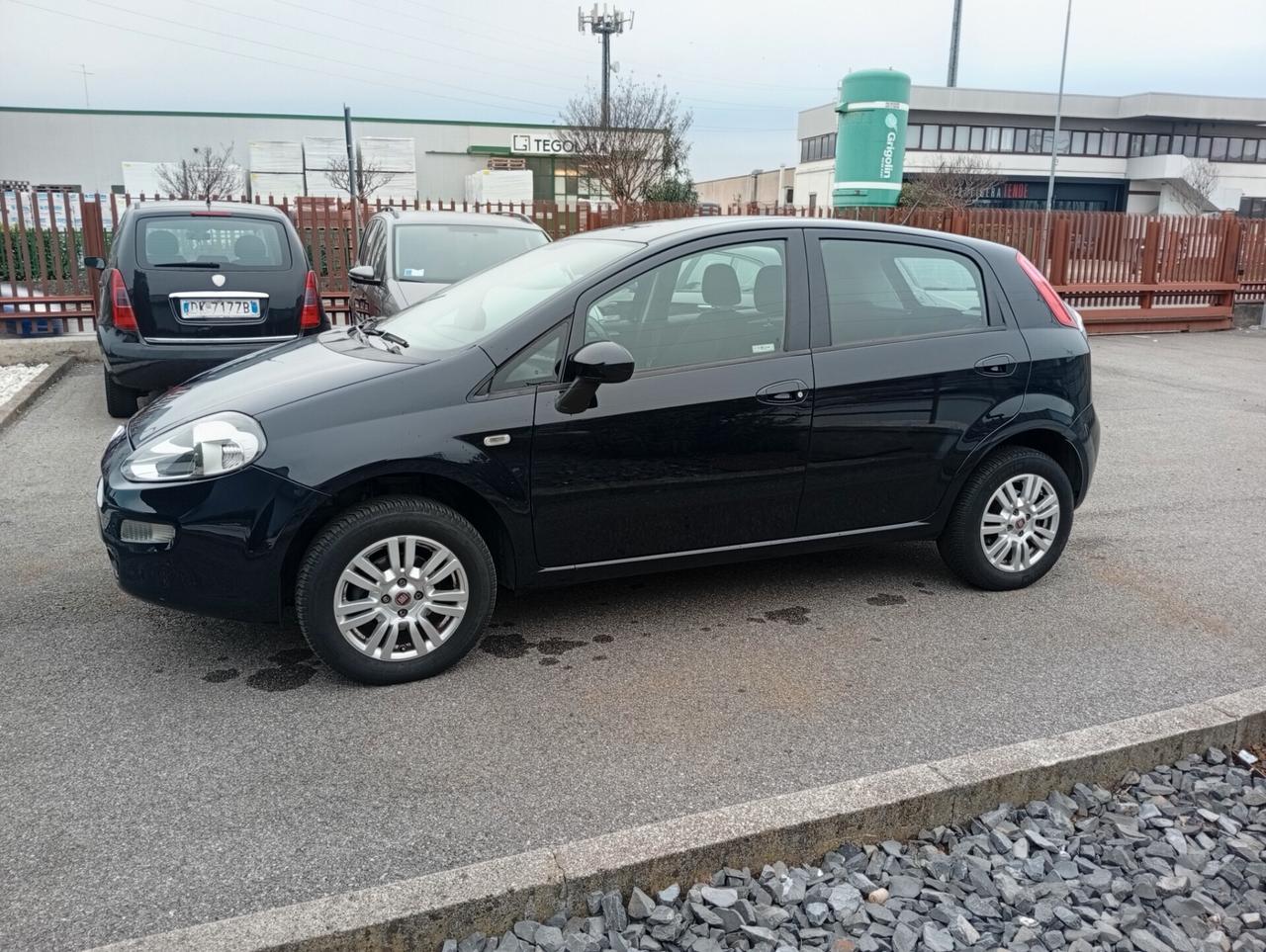 Fiat Punto 1.4 8V 5 porte Natural Power NEOPATENTATI OK