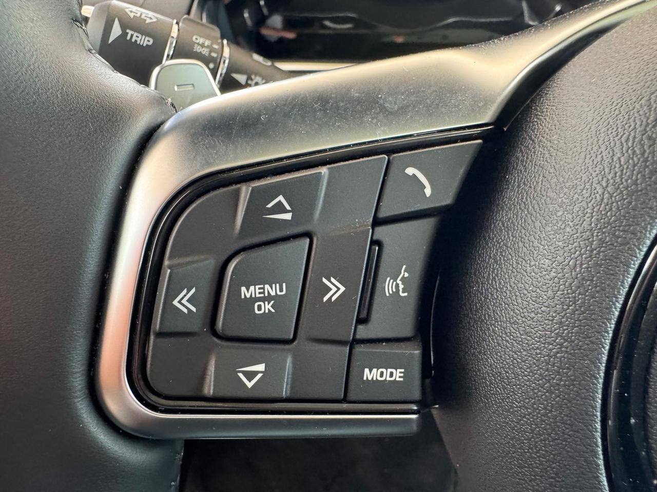 Jaguar F-Pace R-Dynamic Black 2.0 P 300