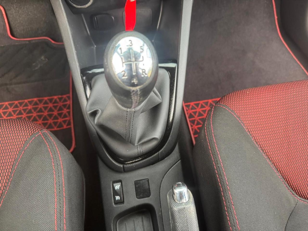 Renault Clio 1.2 75CV 5 porte 2013 SOLO 109.000 KM