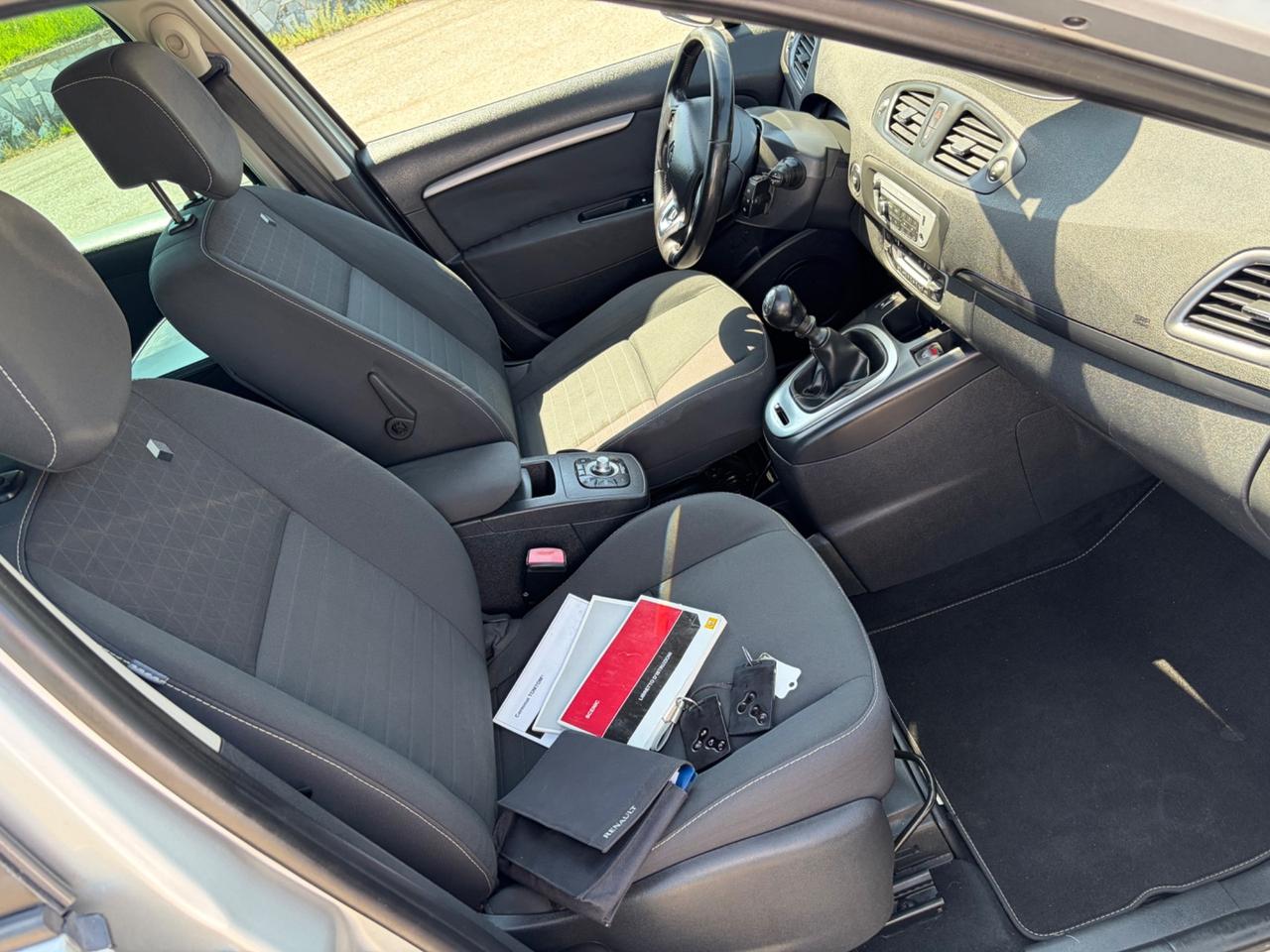 Renault Scenic Scénic XMod 1.5 dCi 110CV Limited