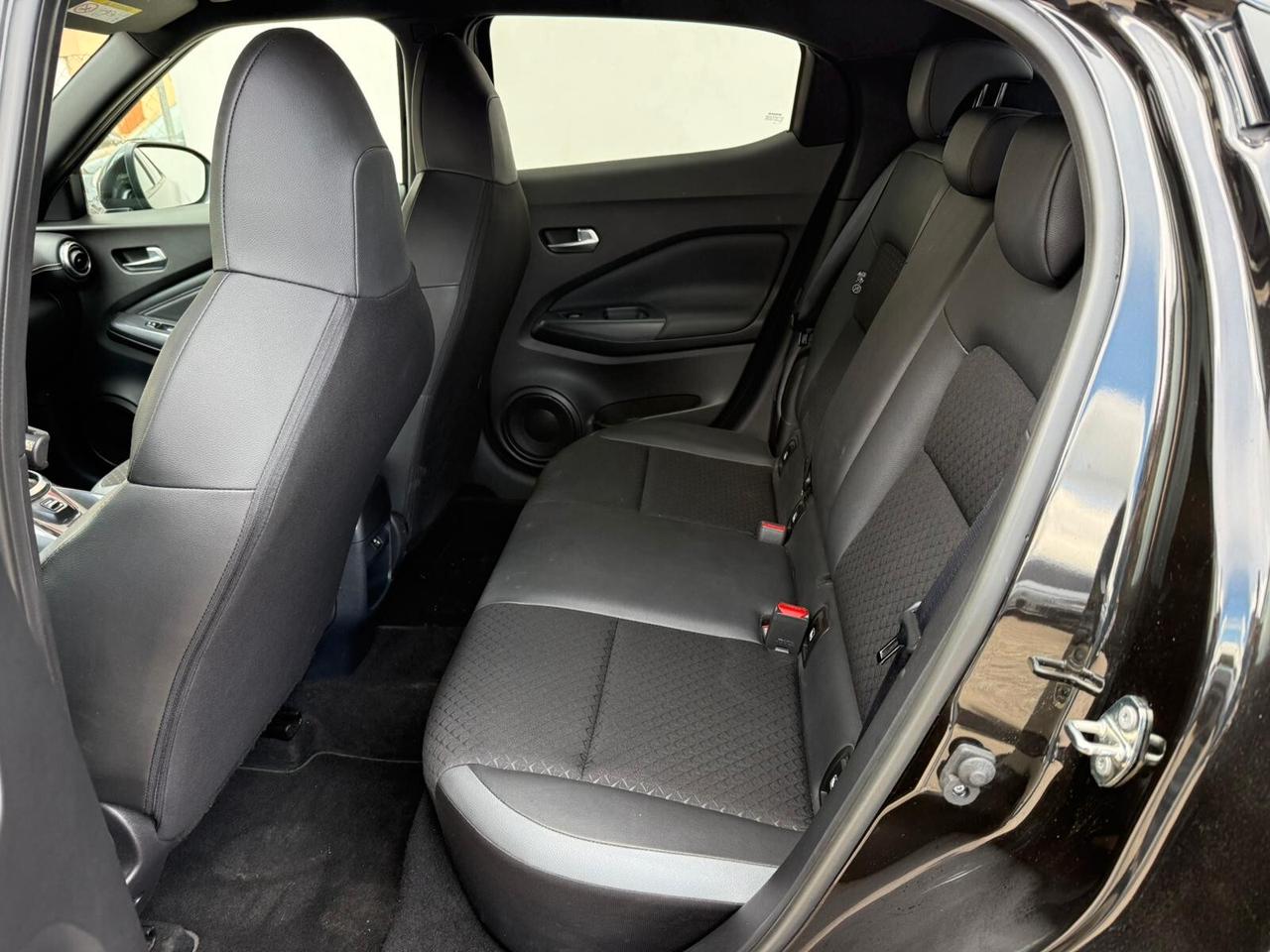 Nissan Juke 1.0 DIG-T 114 CV N-Connecta