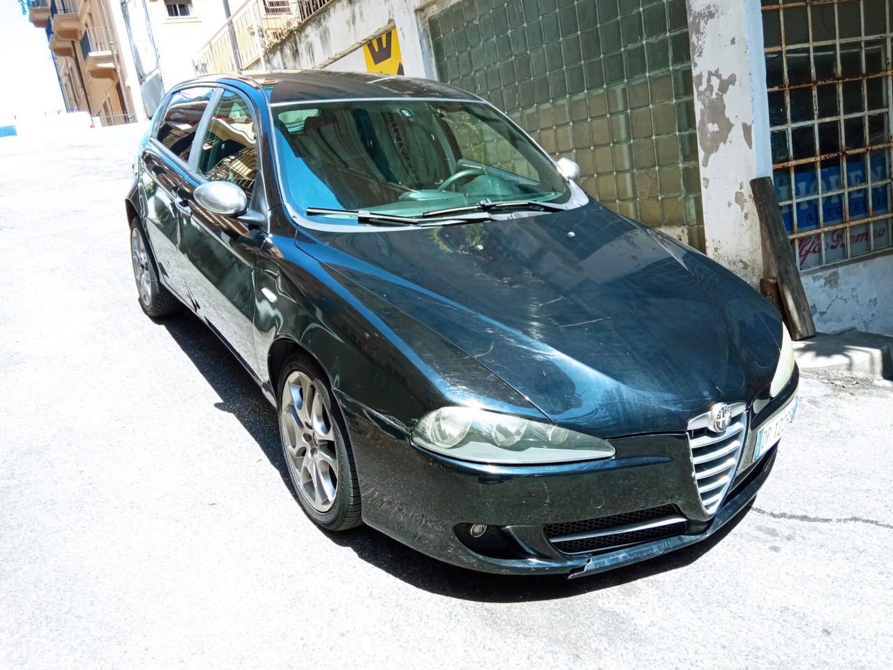 Alfa Romeo 147 1.9 JTD M-JET 16V 5 porte Q2