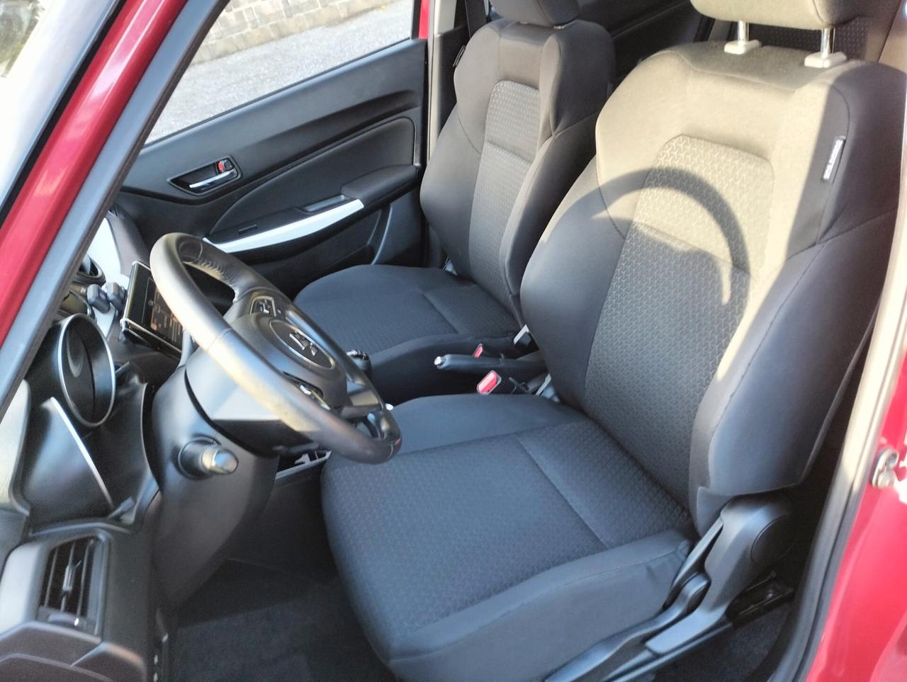 Suzuki Swift 1.2 Hybrid Top