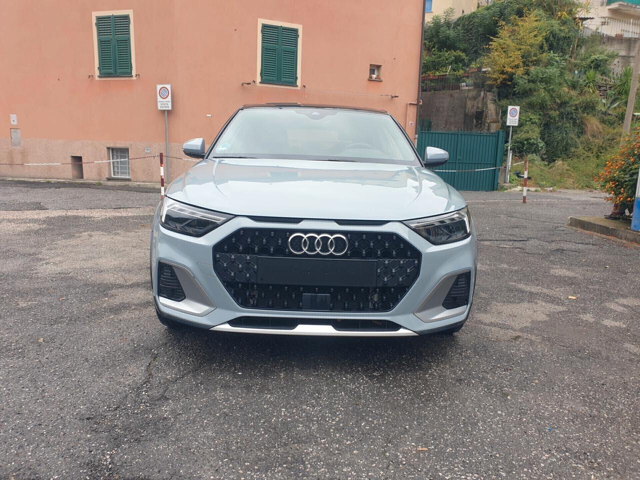 Audi A1 allstreet 30 TFSI S tronic bicolor