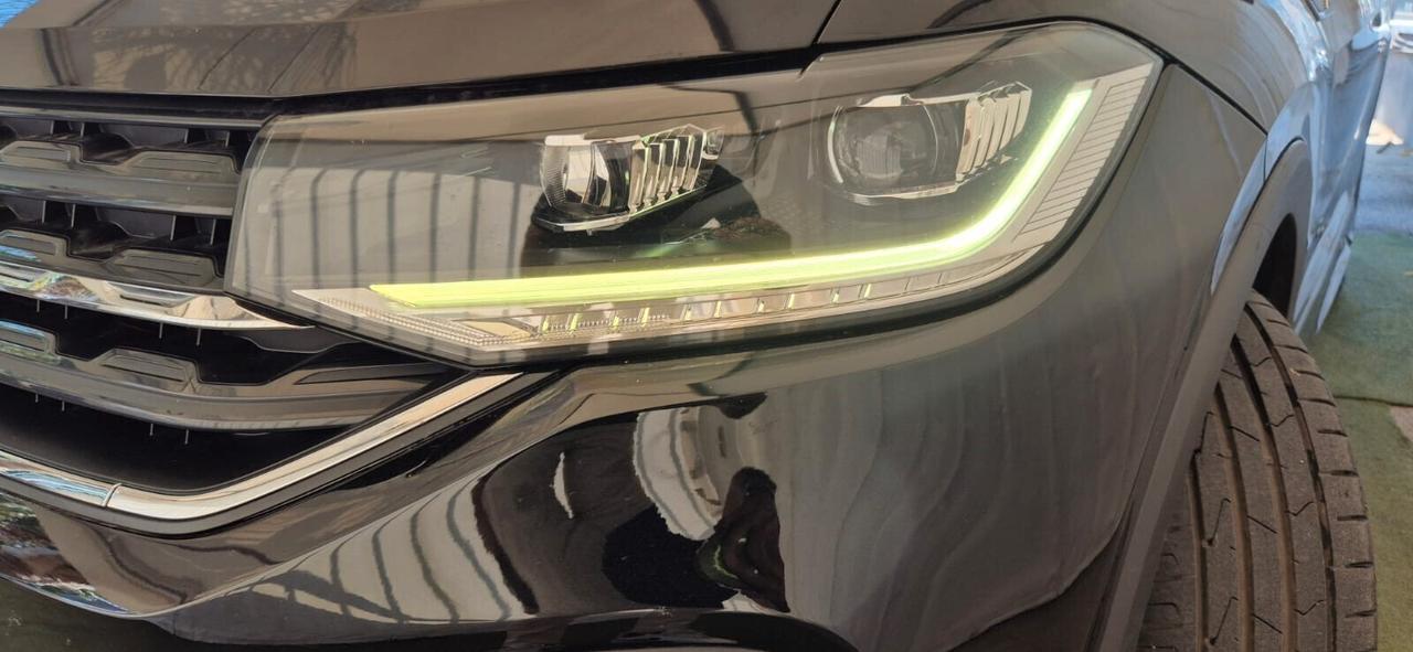 VOLKSWAGEN T-CROSS 1.6 TDI R-Line 12/2019