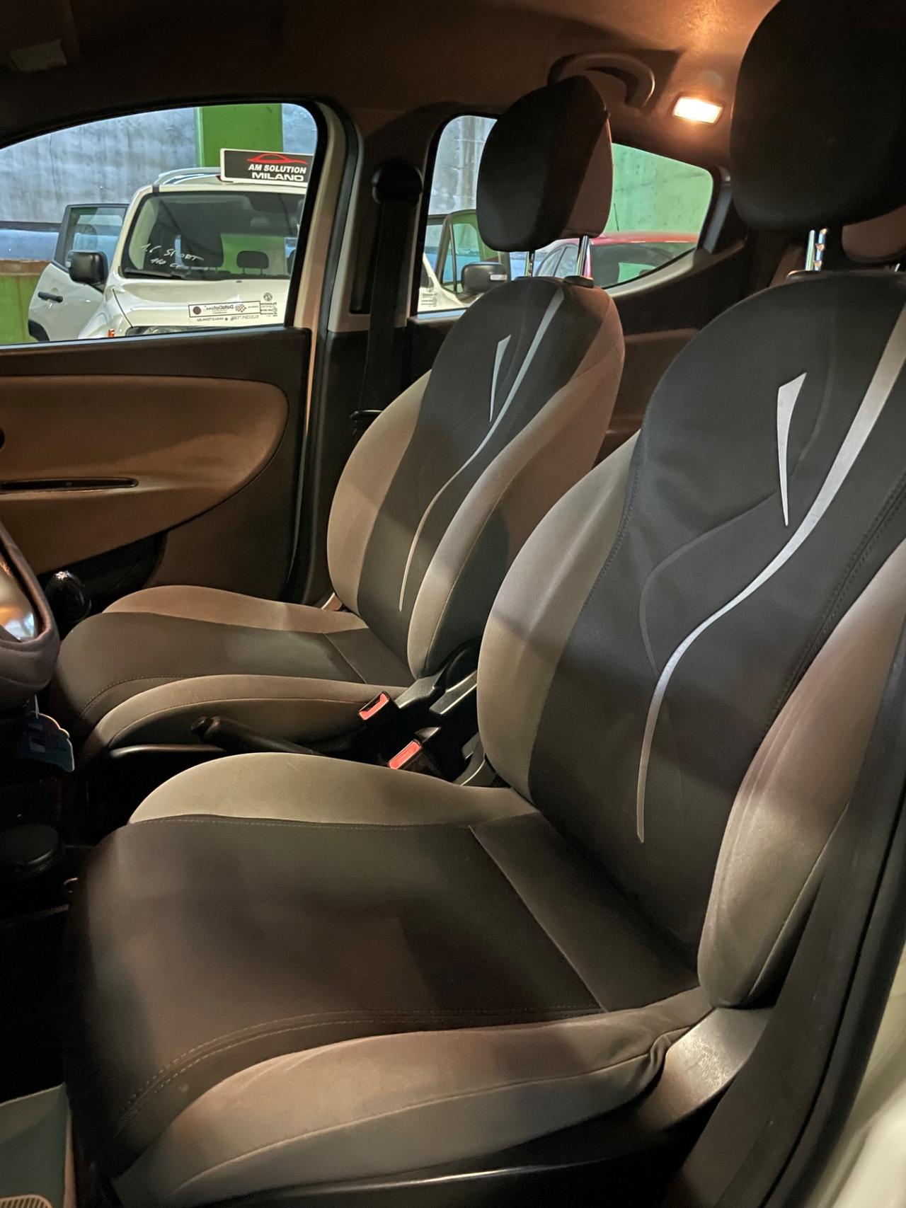 Lancia Ypsilon 1.2 Neopatentati Euro 6